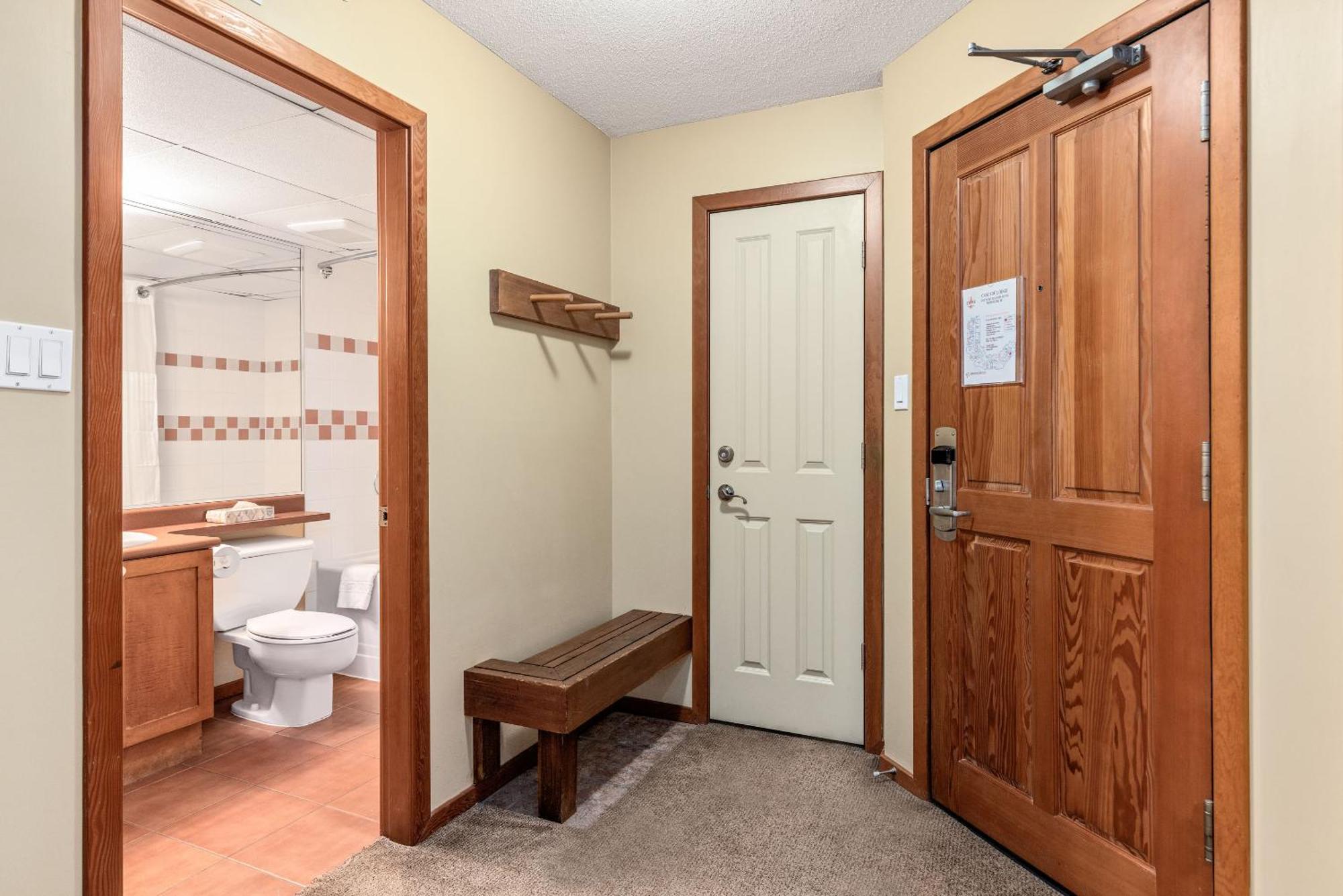 Spring Summer Special Cascade Lodge Suite Wifi 2 Hot Tubs Pool Gym Sauna Ski & Bike Storage Room Whistler Kültér fotó